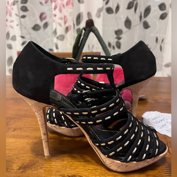 Christian Dior heels - Picture 4 of 13